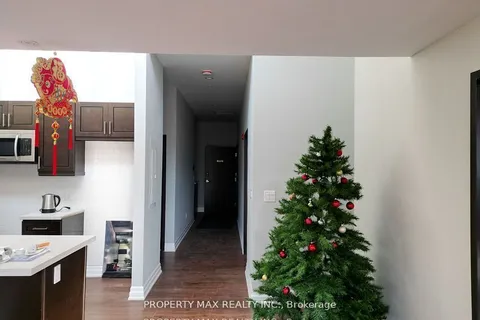 1061 Richmond Street, ON N6A 3J7