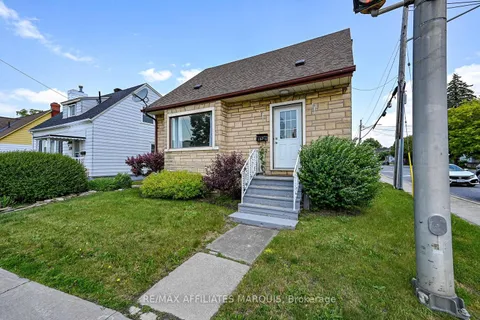 157 ELMSLEY Street, ON K7A 2H8