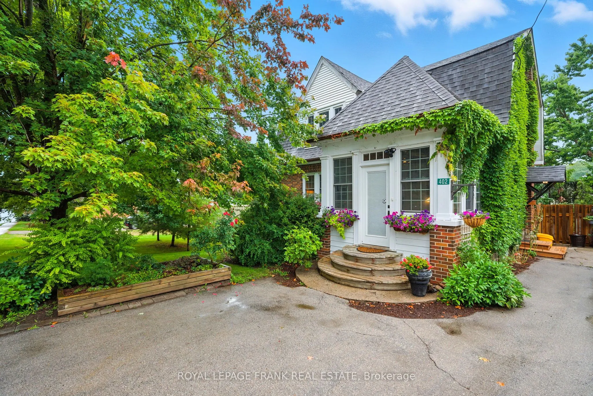 402 Eldon Road, ON K0M 2C0