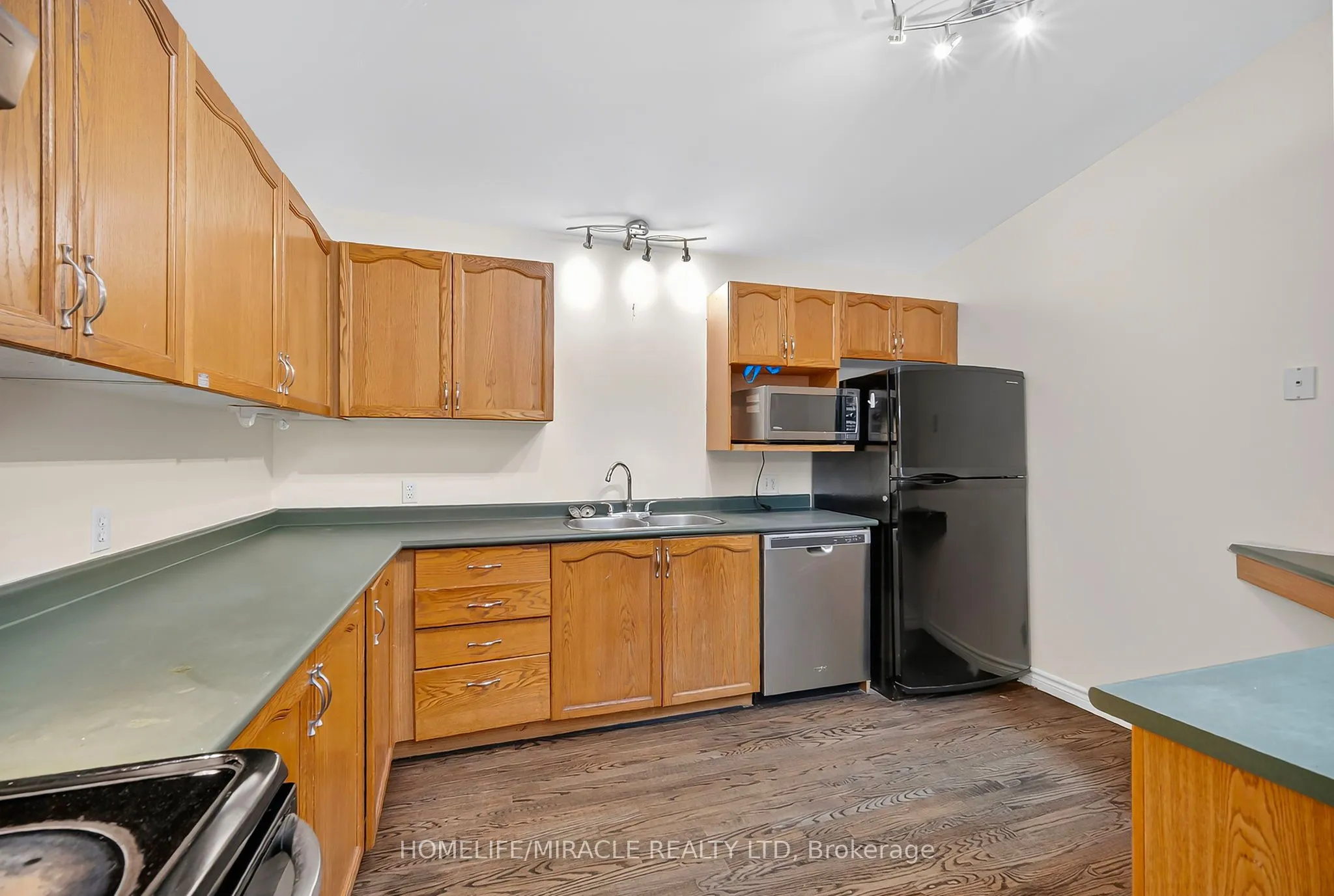 120 Ashbury Avenue, ON N6E 1T1