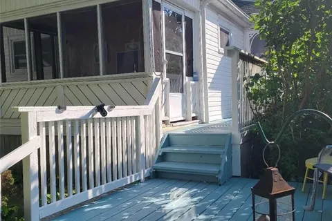 318 NELSON Street, ON N8A 4G6