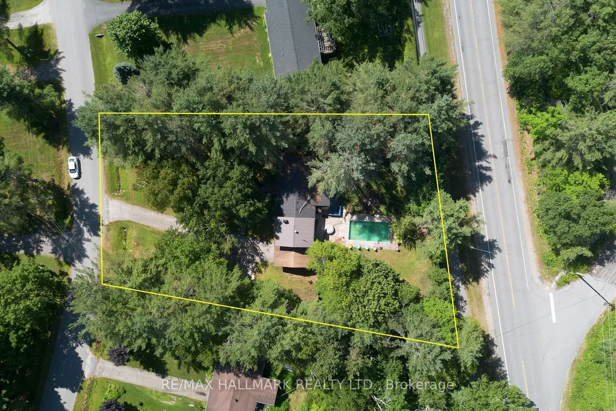 14 Sellens Avenue, ON P1L 1R4