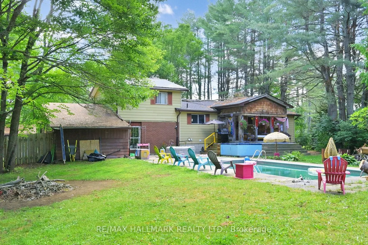 14 Sellens Avenue, ON P1L 1R4