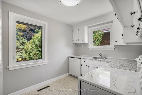 1315 Kilborn Avenue, ON K1H 6L2