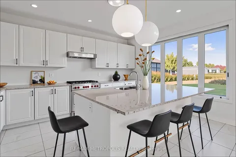 108 Golden Meadows Drive, ON K9J 0K8