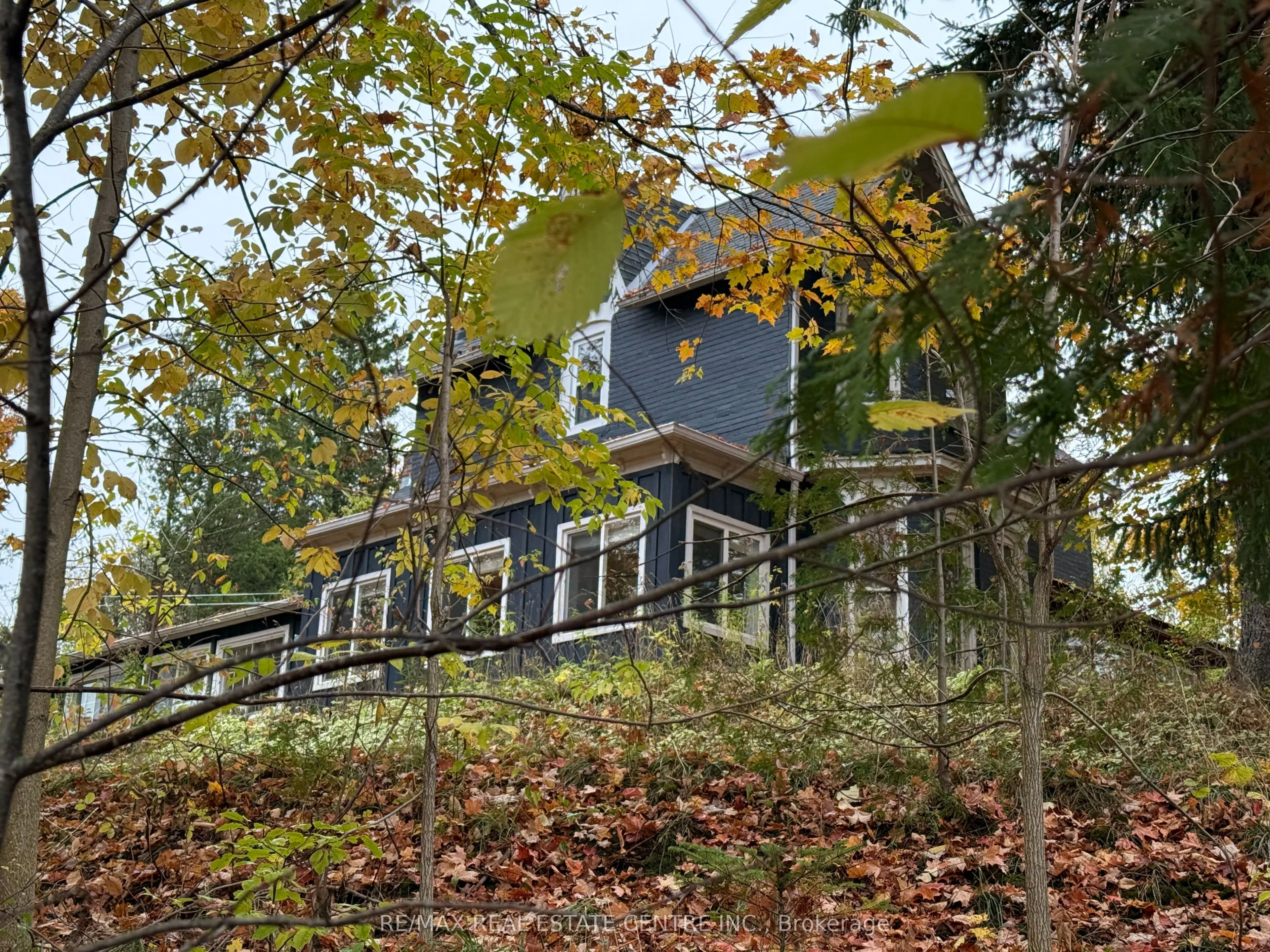 2 High Street, ON L9V 3J2