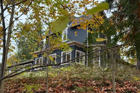 2 High Street, ON L9V 3J2