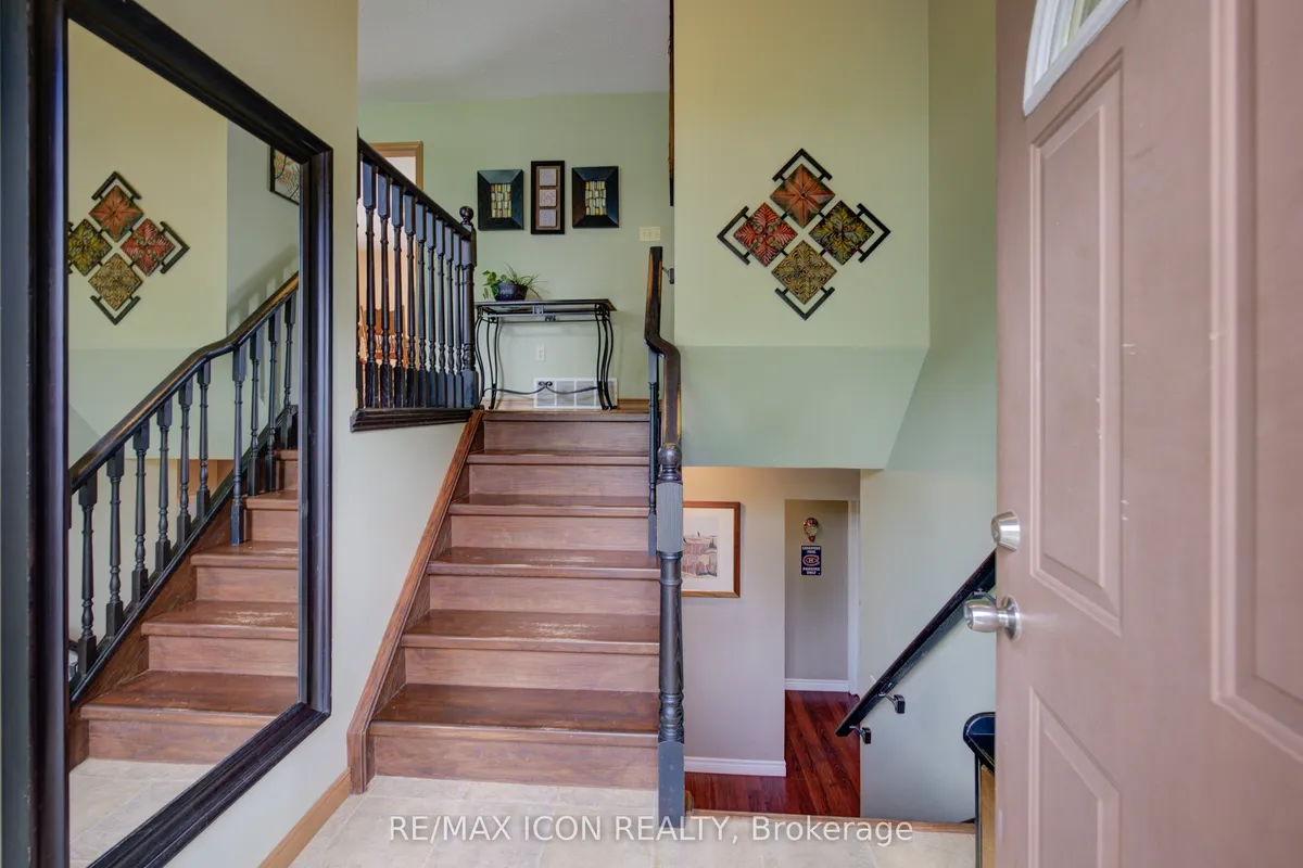 178 Melissa Crescent, ON N0G 2L3