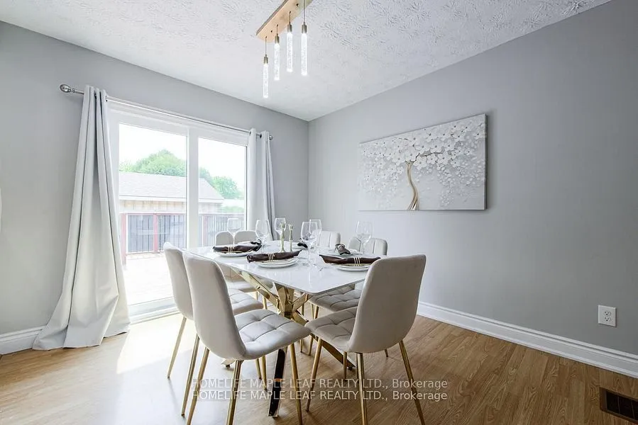 689 Macyoung Drive, ON N2Z 1T1