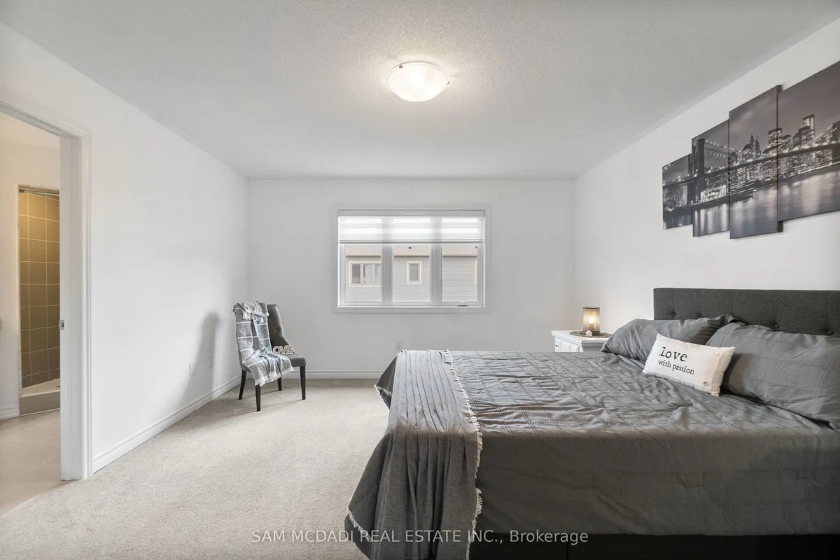 32 Fennell Street, ON N0C 1B0