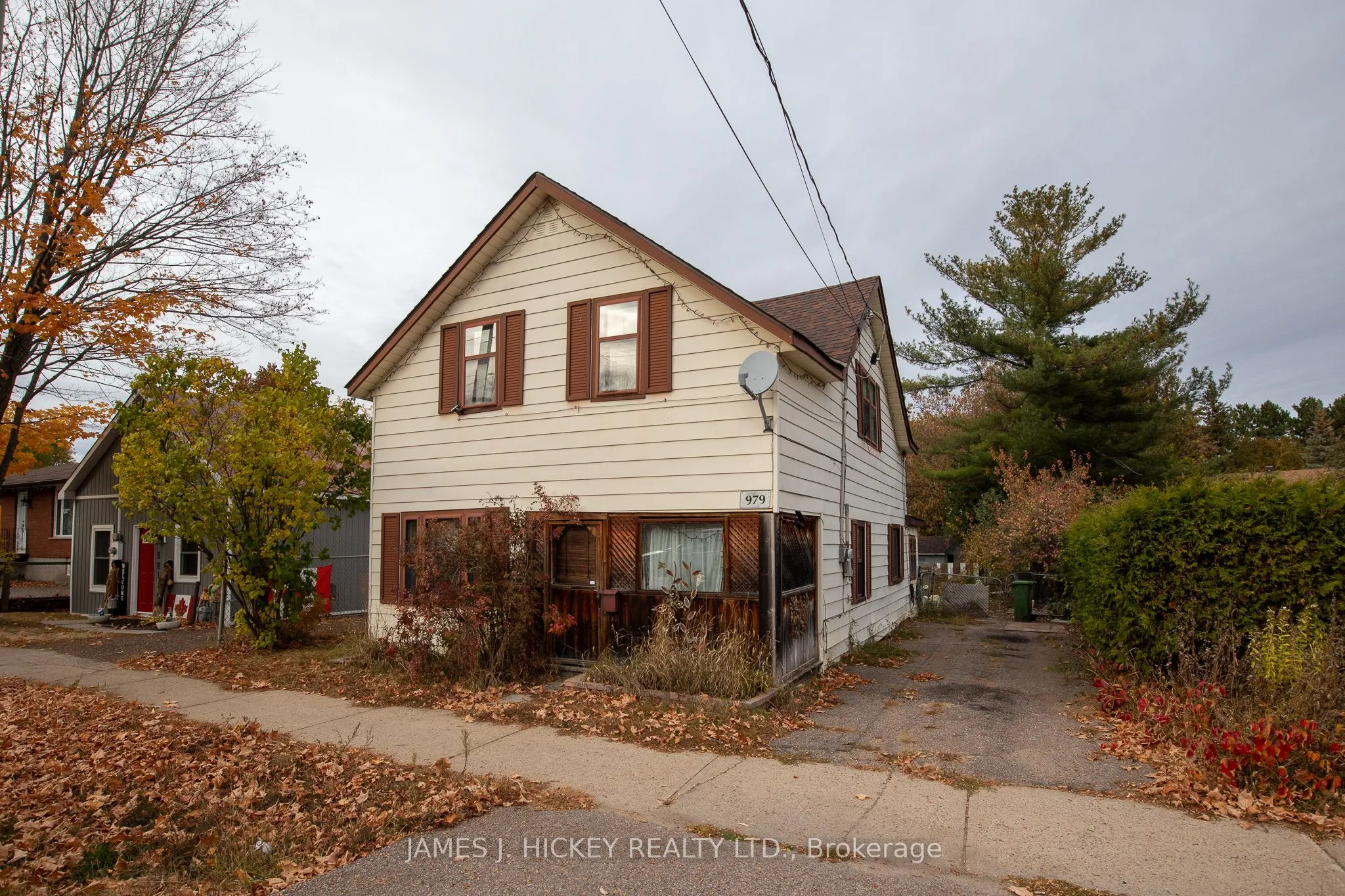 979 Lea Street, ON K8A 6H9