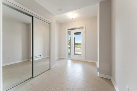 231 Squadron Crescent, ON K1K 5A4