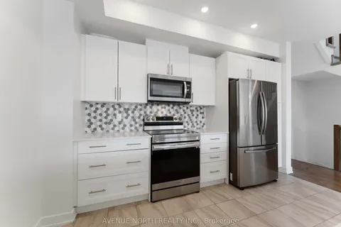 870 Anciano Crescent, ON K2S 2R8