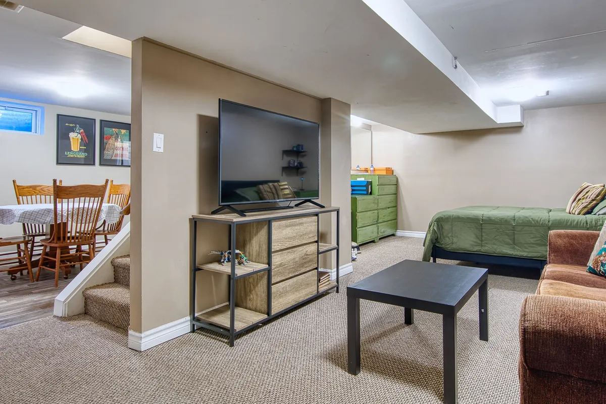 3563 Harvard Avenue, ON L2J 3C6