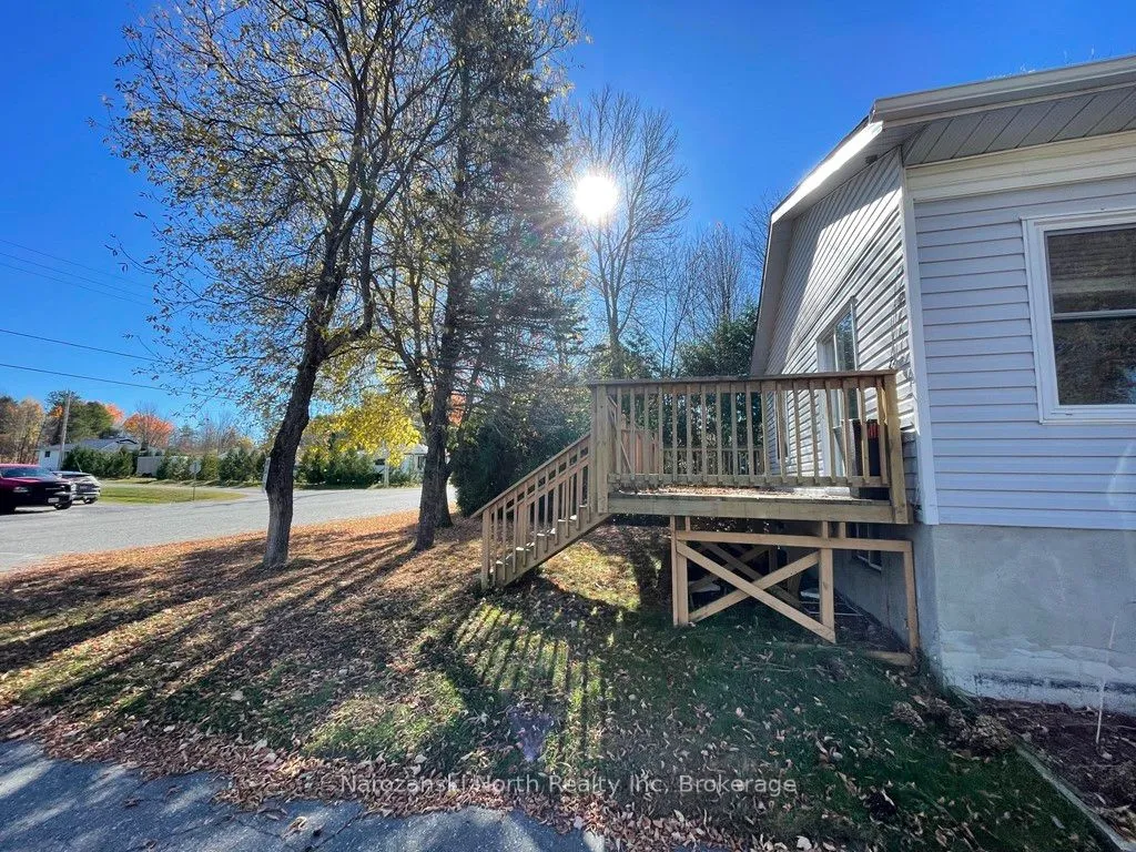 11 John Street, ON P0M 2W0