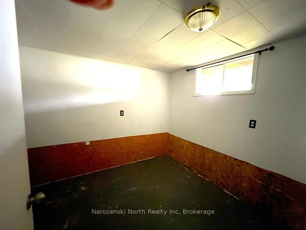 11 John Street, ON P0M 2W0