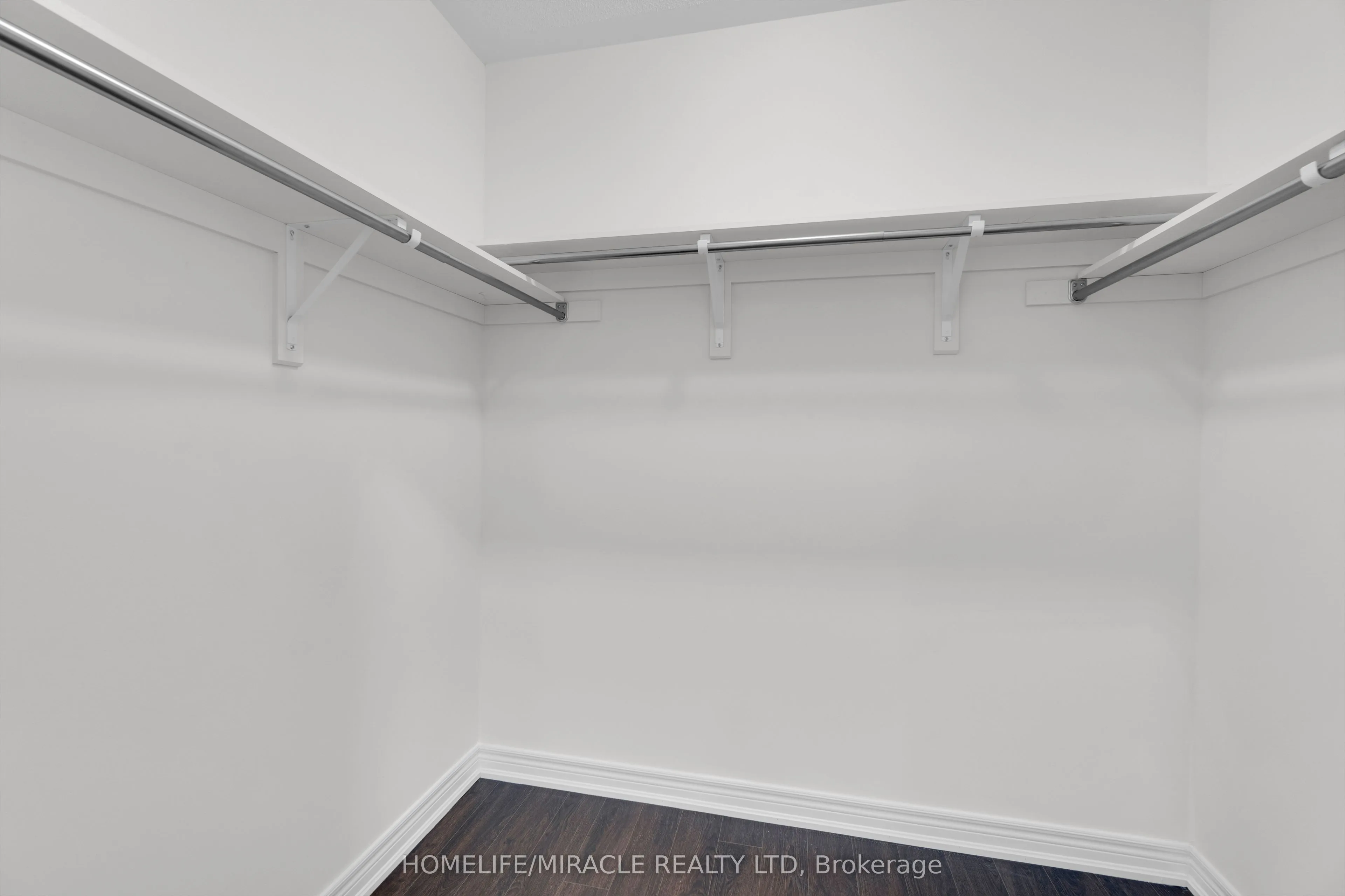 249 Chippewa Avenue, ON L9V 3Y3