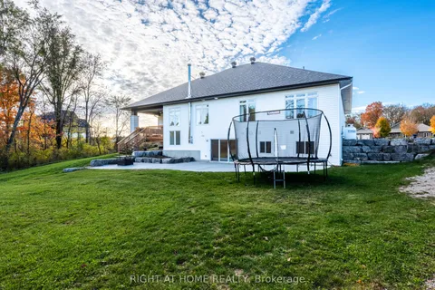 119 Ernest Way, ON K7H 0B4