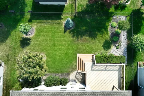 132 LORETTA Drive, ON L0S 1T0