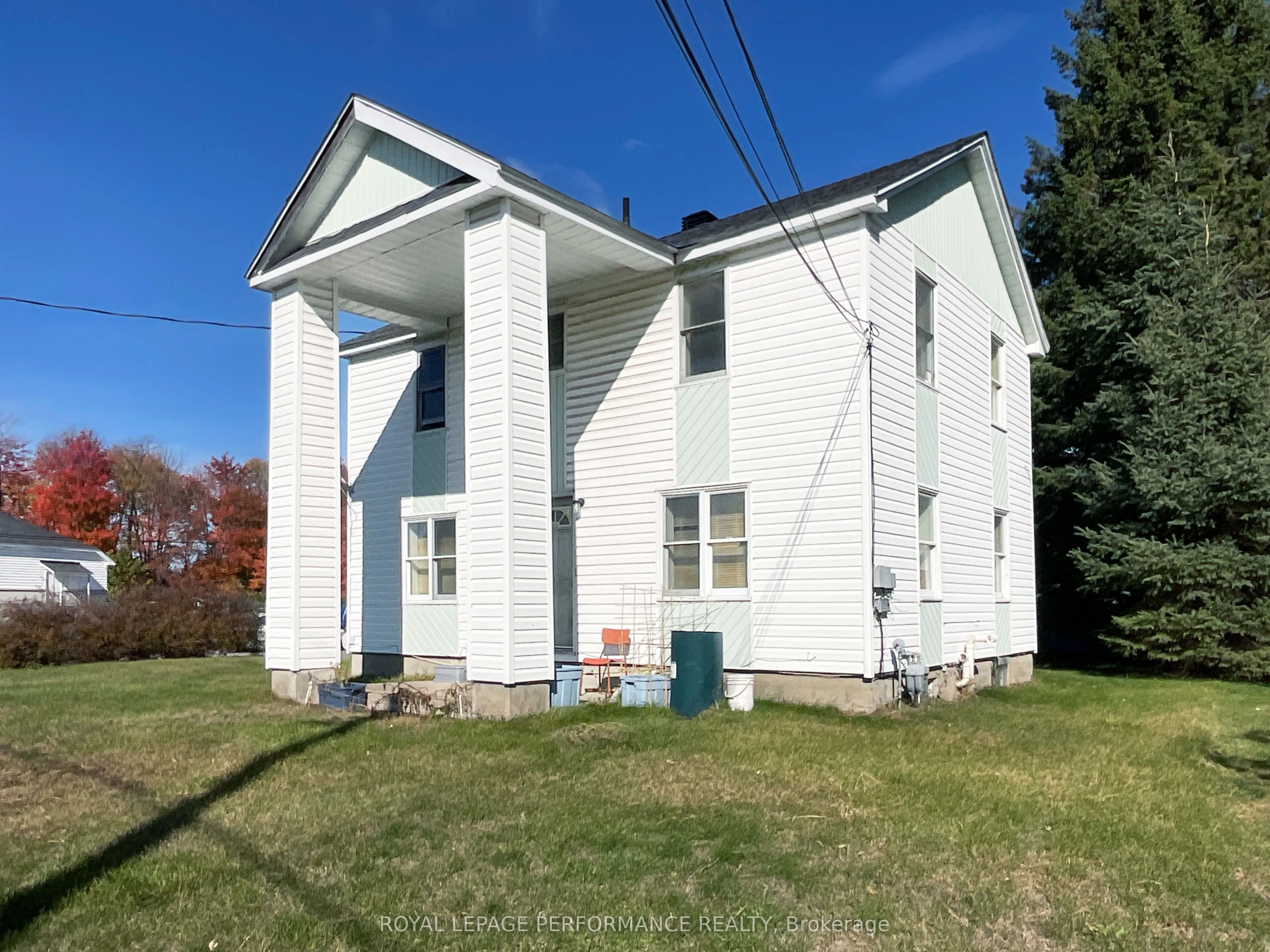 1751 Fauteux Street, ON K6A 2R2