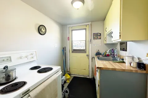 1751 Fauteux Street, ON K6A 2R2