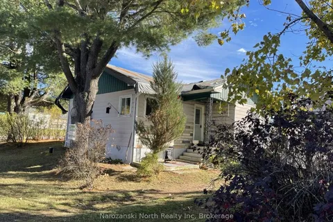 6 Champlain Street, ON P0M 2N0