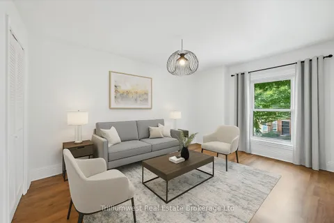 4 Madison Avenue, ON L8L 5Y3