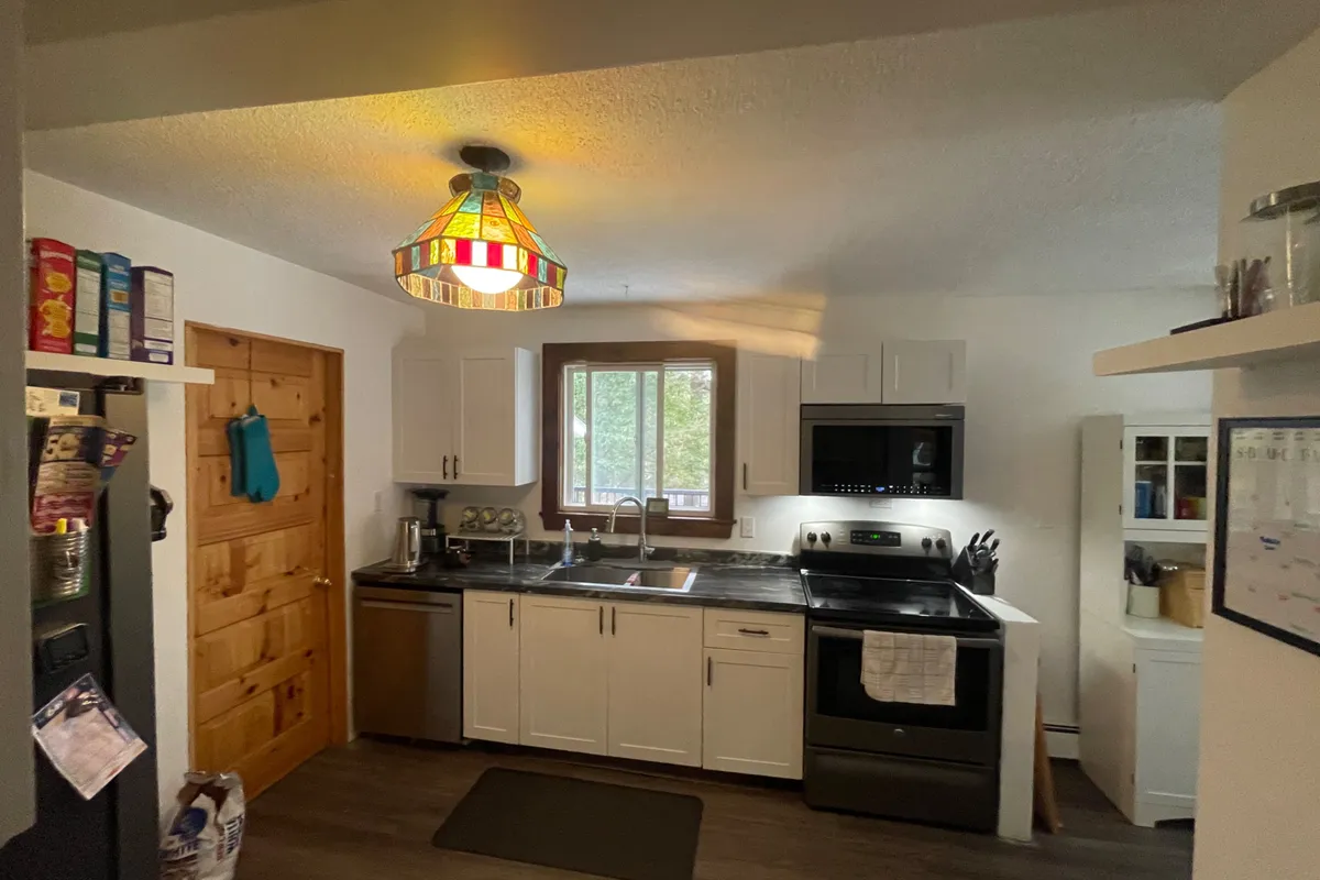 31 Falls View Road, ON P0B 1L0