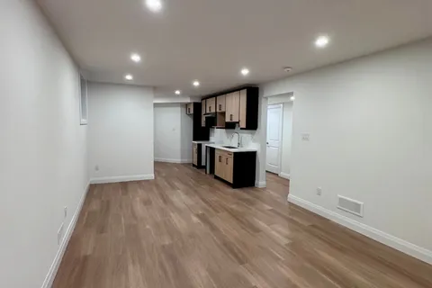 2641 Bobolink Lane, ON N6M 0J9