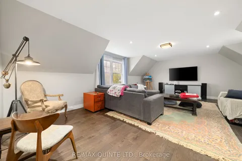 16882 Telephone Road, ON K8V 5P4