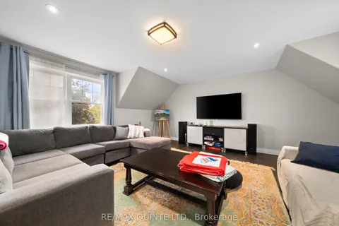 16882 Telephone Road, ON K8V 5P4