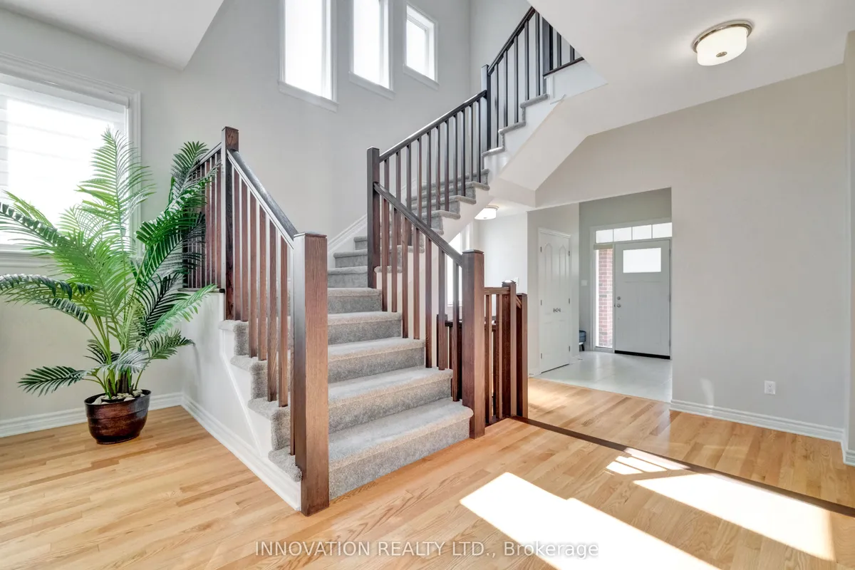 868 Snowdrop Crescent, ON K1T 0X7