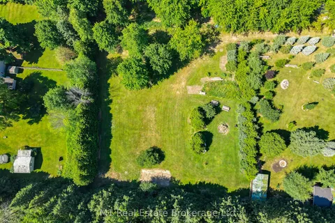 PT LT 1 TRAFALGAR Road, ON N0B 1Z0