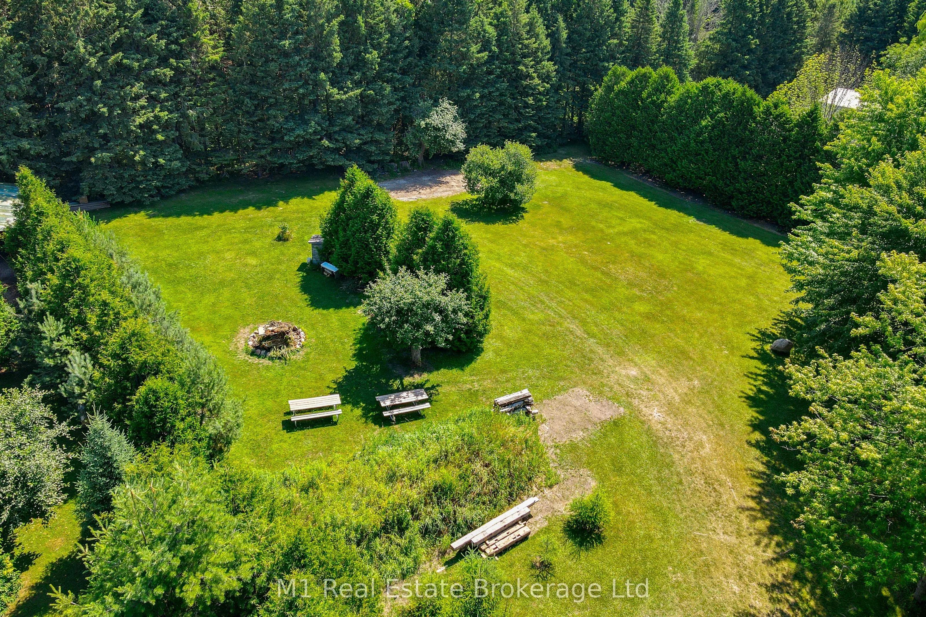 PT LT 1 TRAFALGAR Road, ON N0B 1Z0