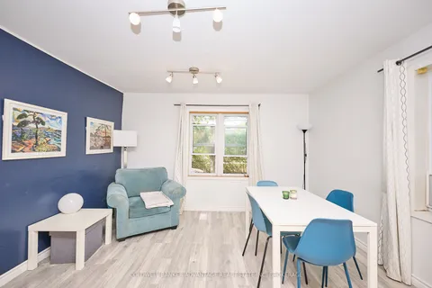 1123 Pelham Street, ON L3C 3E4