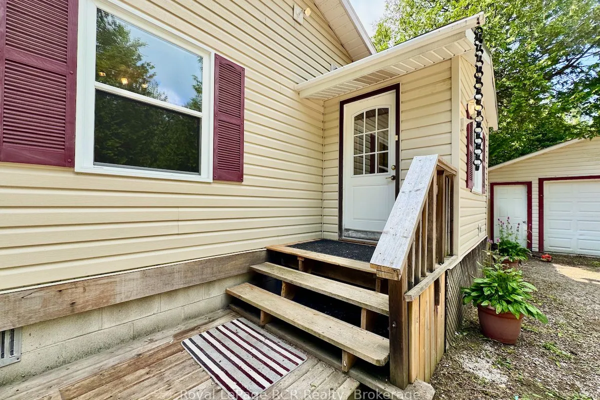 323 East Road, ON N0H 1W0