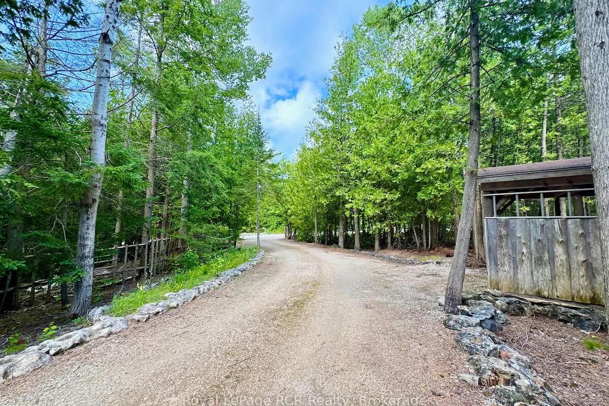 323 East Road, ON N0H 1W0