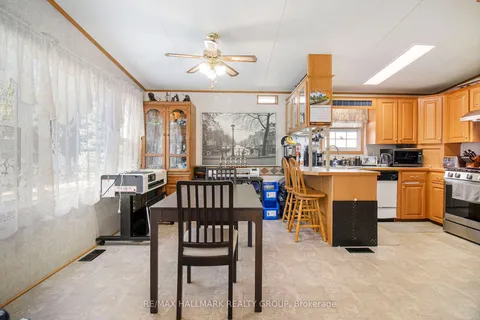 8 Yvette Private, ON K0A 1B0