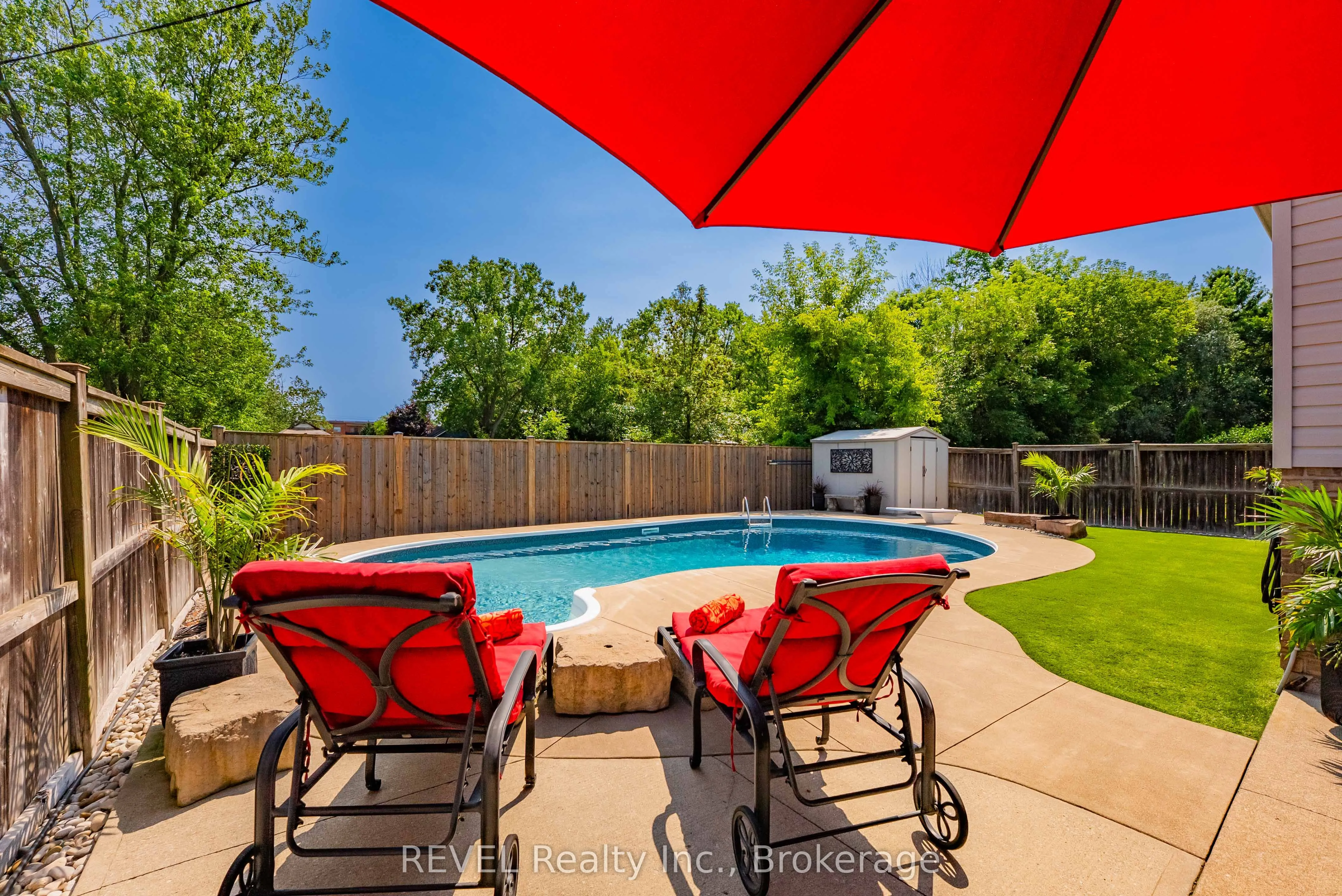 35 Hunter Drive, ON L3C 7L6