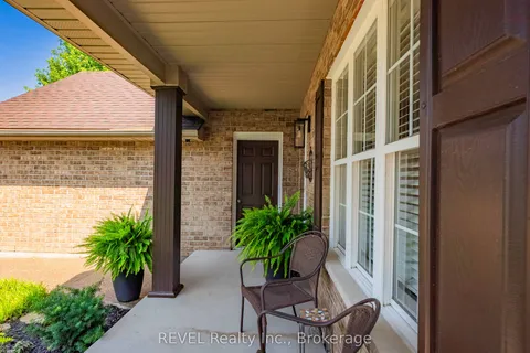 35 Hunter Drive, ON L3C 7L6