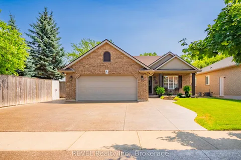 35 Hunter Drive, ON L3C 7L6