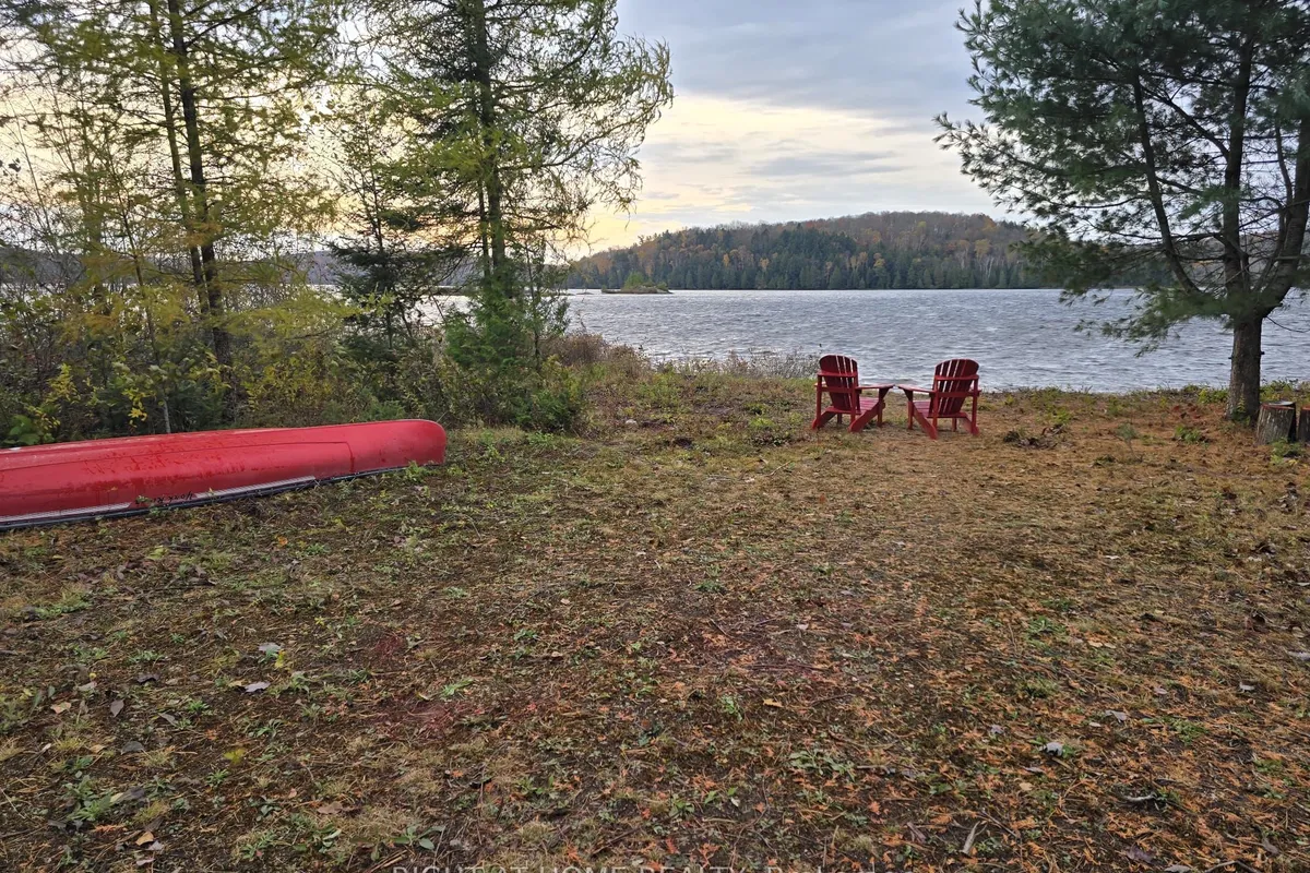 2503 Fern Glen, ON P0A 1Y0