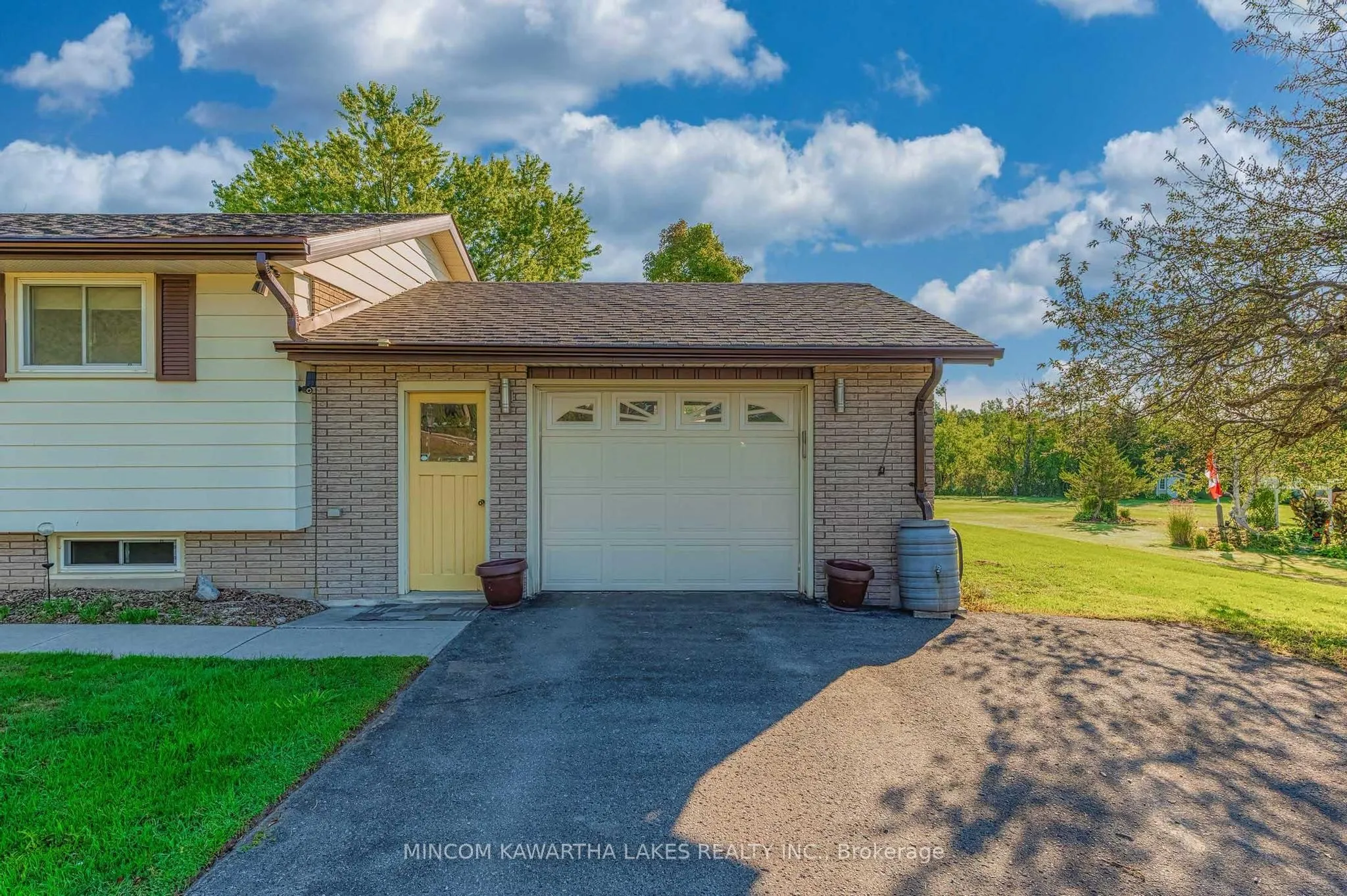 2397 Queen Mary Street, ON L0A 1C0