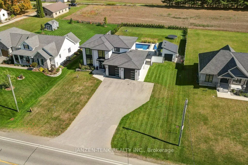 8476 Imperial Road, ON N5H 2R2