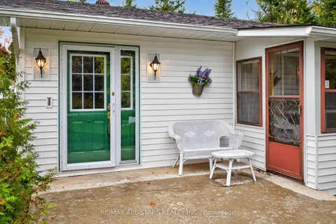 104 Trent Canal Road, ON L9P 1M7