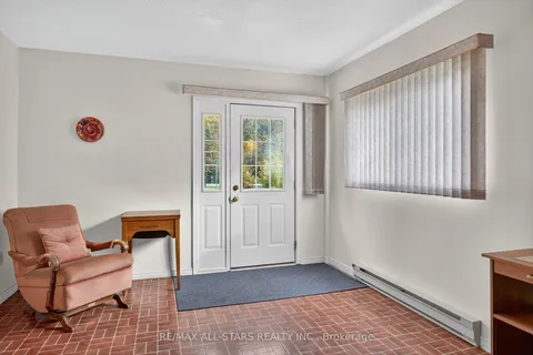 104 Trent Canal Road, ON L9P 1M7