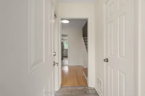 2726-2728 Colman Street, ON K1V 8J9