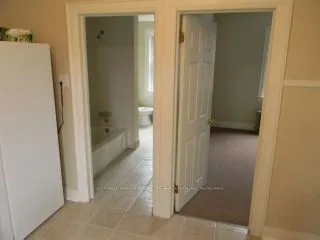 366 Crowland Avenue, ON L3B 1X7