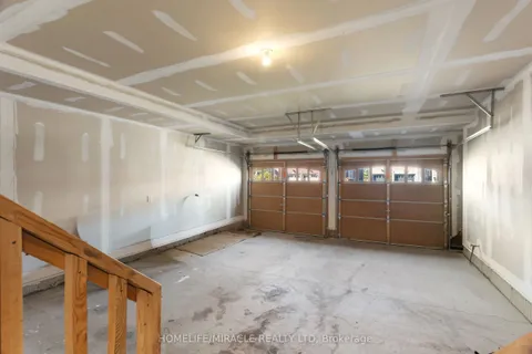 119 Oak Avenue, ON N3L 0J6