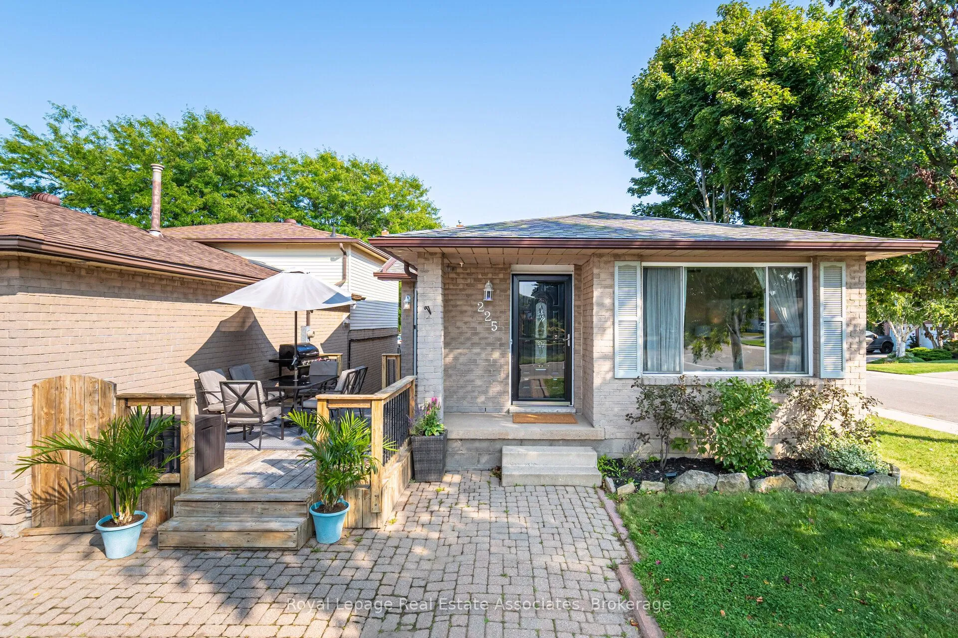 225 Golfwood Drive, ON L9C 7C6